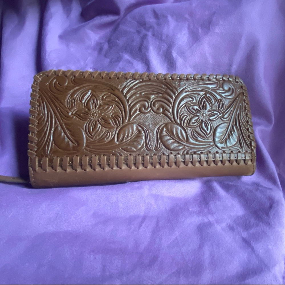 Shyanne Western Brown Tooled Leather Wallet Zip Around